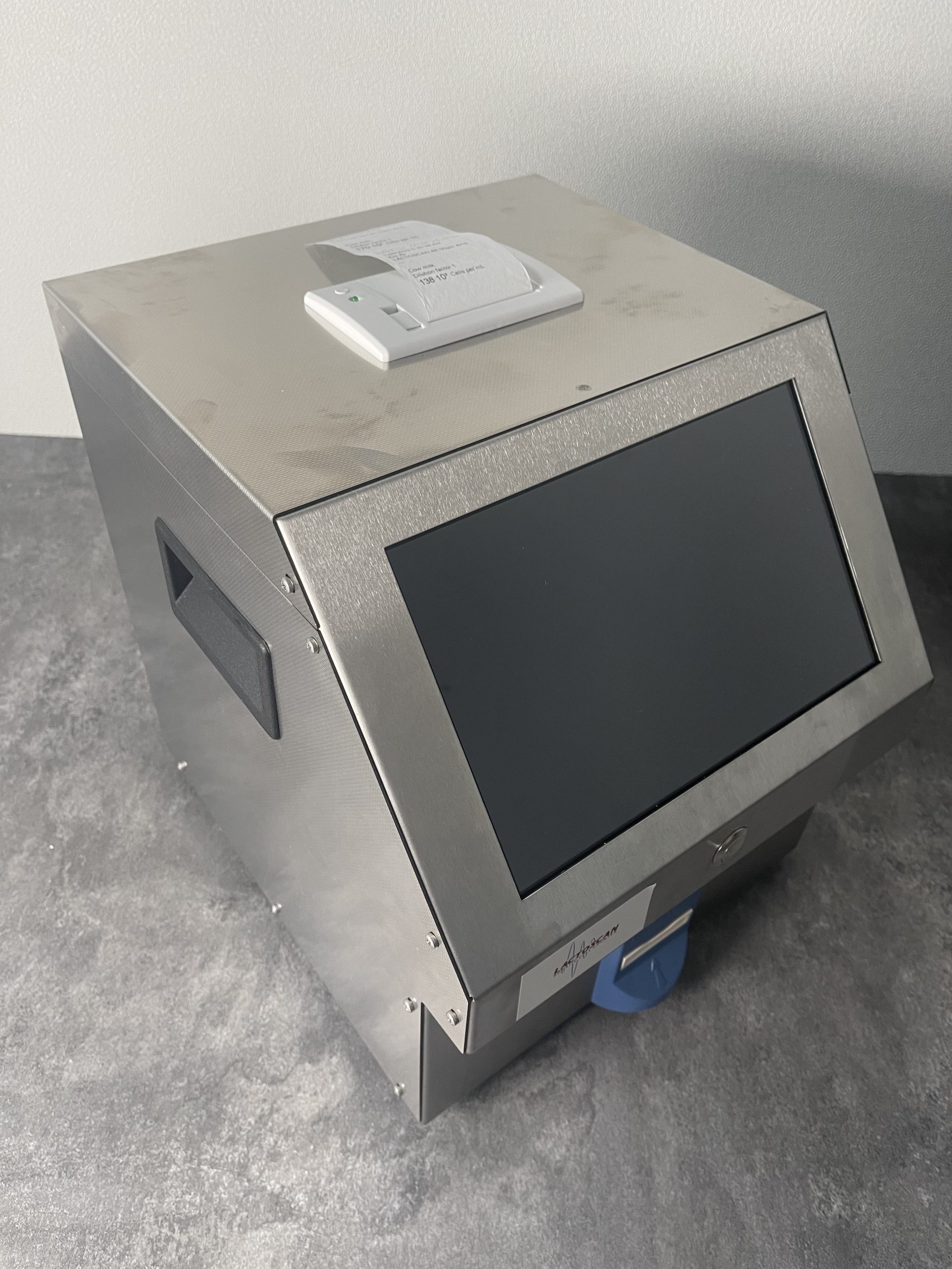 Lactoscan SCC Compact somatic cell counter